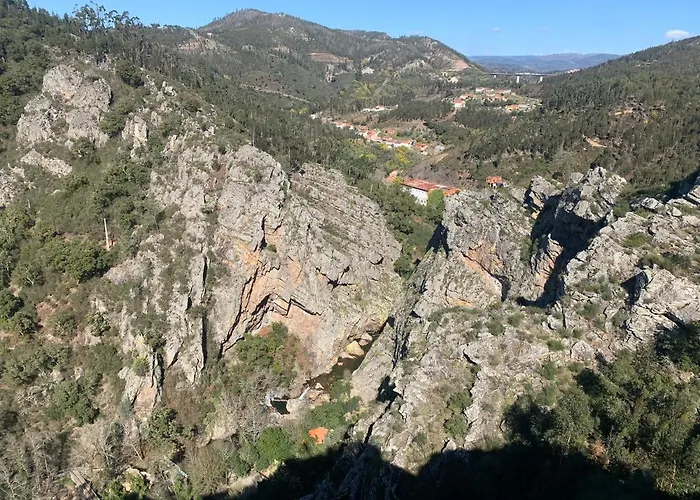 Casa Agostinho - With Private Pool Near Coimbra *